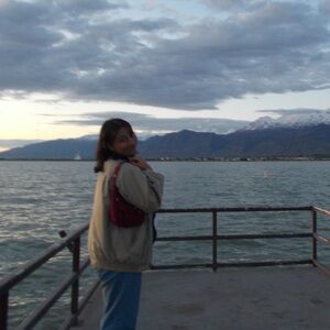 Meet your Posher, Izry